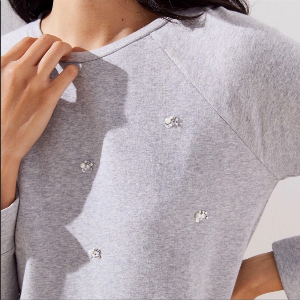 EUC size Medium Loft Sweater grey pearl